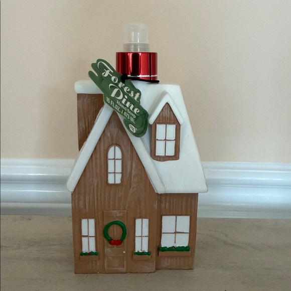 Holiday Soap Dispenser - Brown and White - Picture 5 of 5